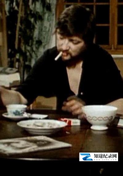 [其他]与法斯宾德对谈 Lebensläufe – Rainer Werner Fassbinder im Gespräch-知途纪录片网盘资源下载