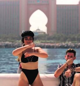 [其他]迪拜终极体验之旅 体验一周百万富翁的生活-知途纪录片网盘资源下载