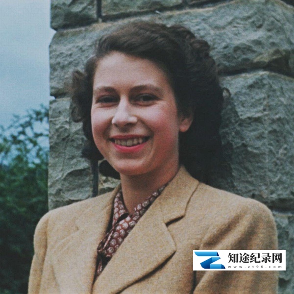 伊丽莎白:前所未见的女王 / Elizabeth: The Unseen Queen