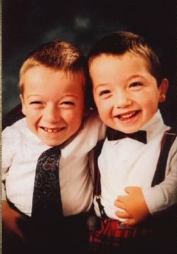 [BBC]侏儒的大爱 Big Love 2017-知途纪录片网盘资源下载