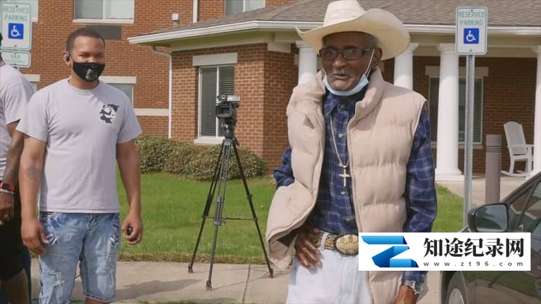 图片[3]-美国纪录片《水资源危机：不为人知的故事 Death at the Faucet: The Untold Story 2024》英语中英双字 无水印纯净版 1080P/MKV/1.23G 水资源危机-知途纪录片网盘资源下载